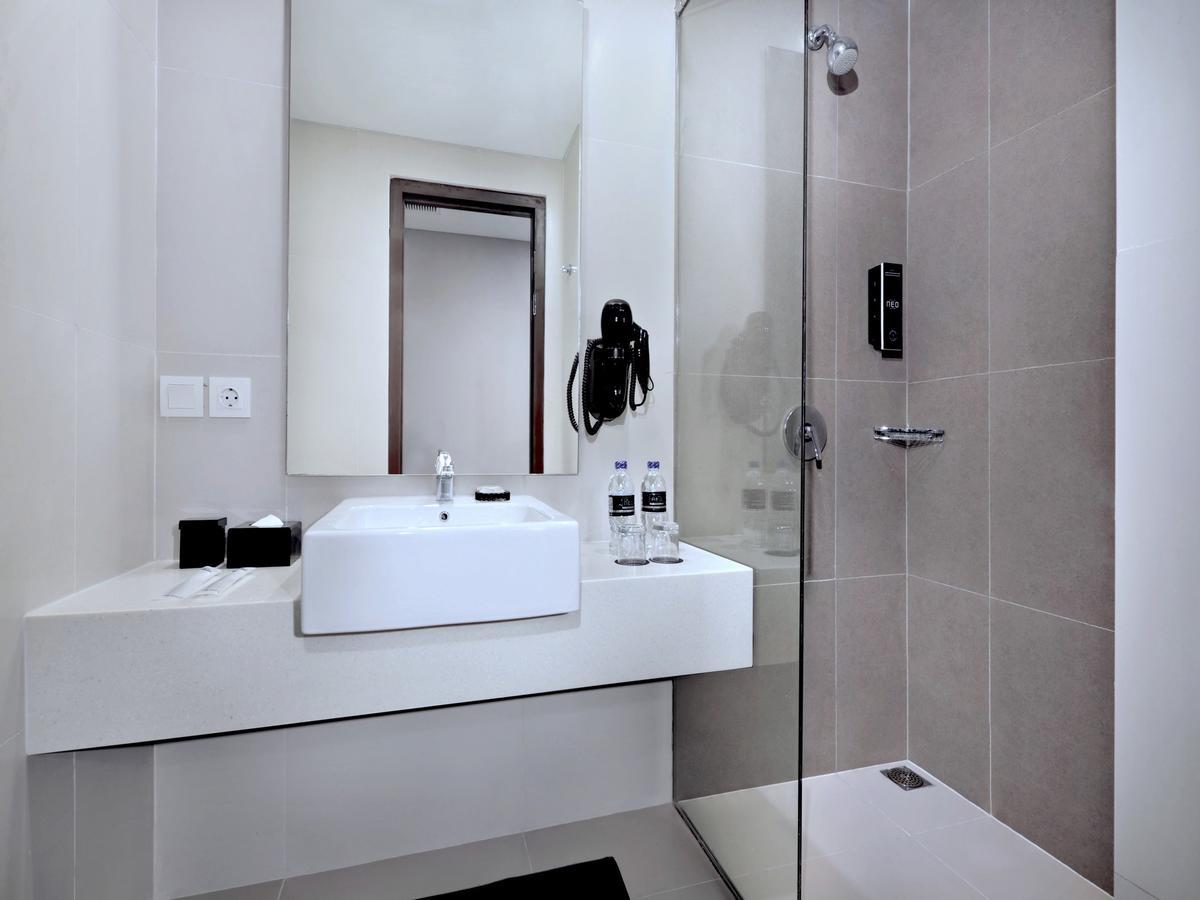 Hotel Neo Gajah Mada By Aston 3*
